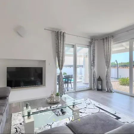 Villa Sarah