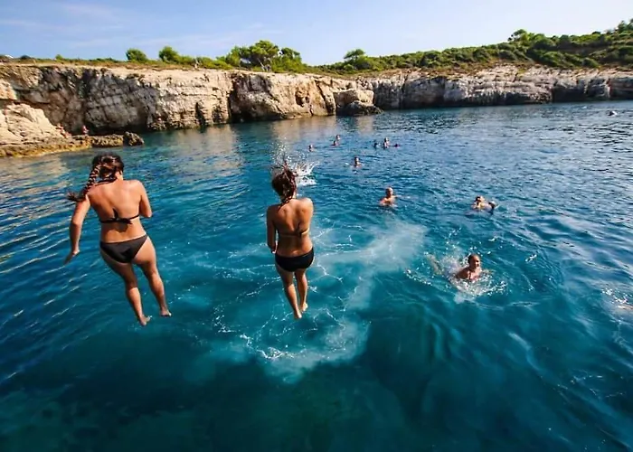 Sarah Βίλα Μεντουλίν