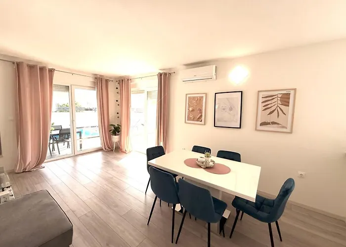 Βίλα Sarah Μεντουλίν